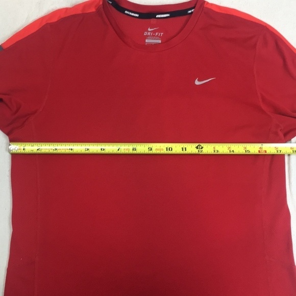 Nike running Dri fit Short sleeved Tee - Picture 4 of 8